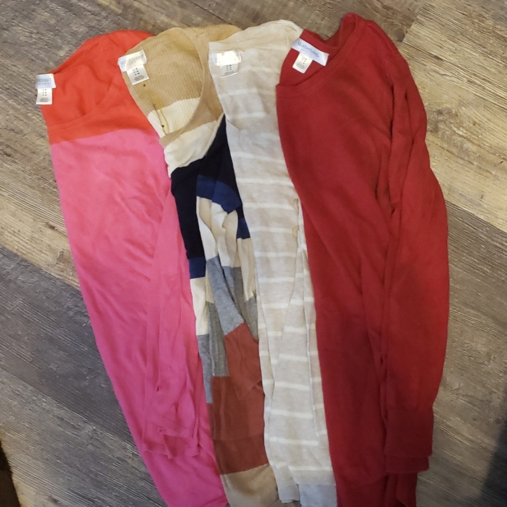 Maternity sweaters